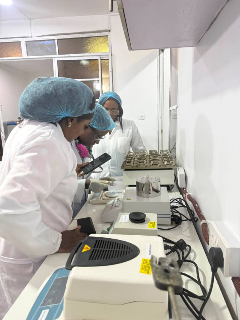 Laboratory equipment